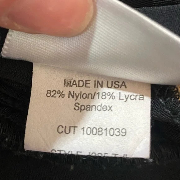 UjENA Black Triangle Bralette - Picture 5 of 6